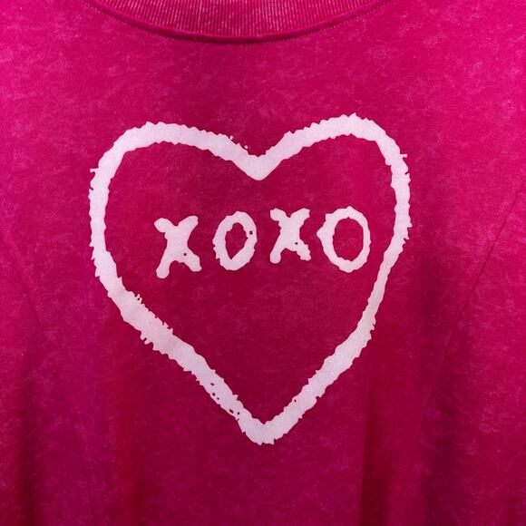 Pink XOXO Heart Womens Graphic Sweatshirt Round Neck Raw Hems Valentines Day - Picture 3 of 8